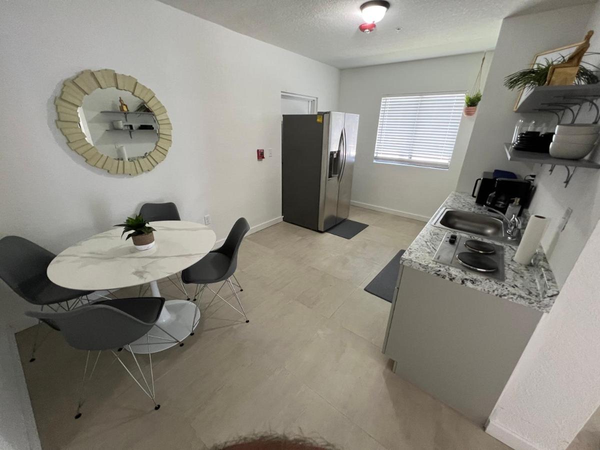 Renzzi Wynwood Apartments Маямі Екстер'єр фото
